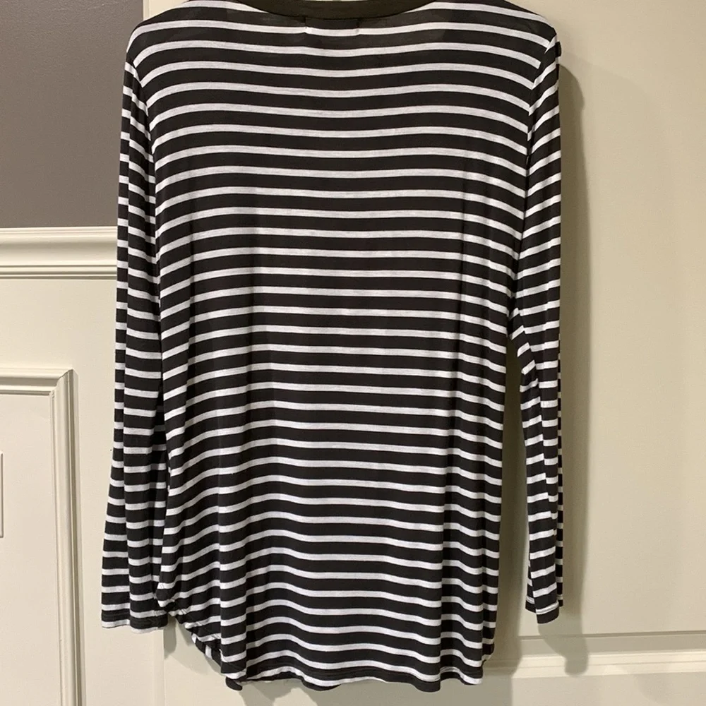 Long sleeve olive and cream medium t-shirt
